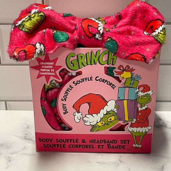 Grinch Bath Gift Set - Picture 3 of 6
